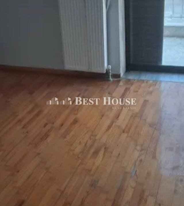 4 L7517.jpg